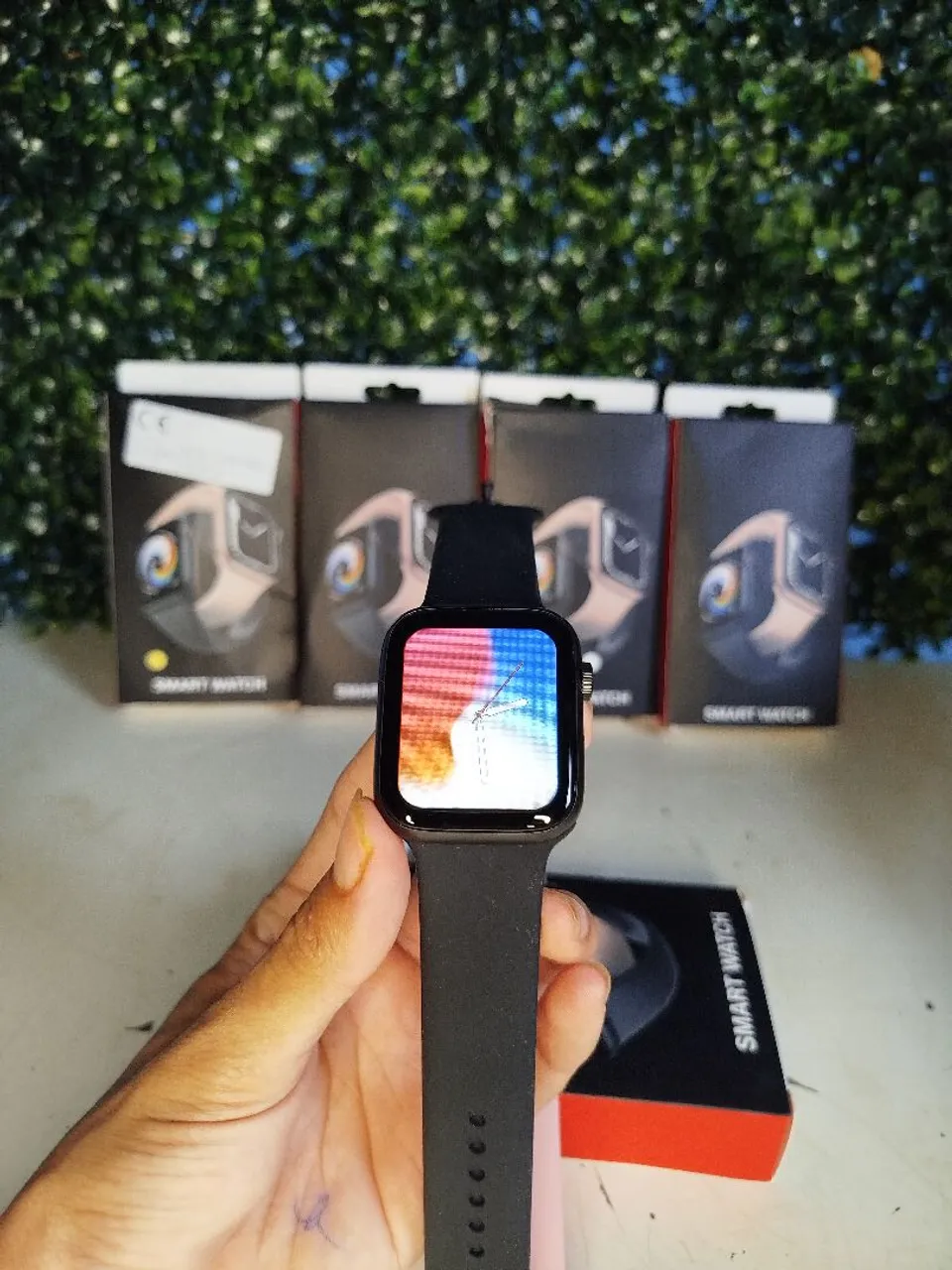 Smartwatch i8 Pro Max, faz e recebe ligações