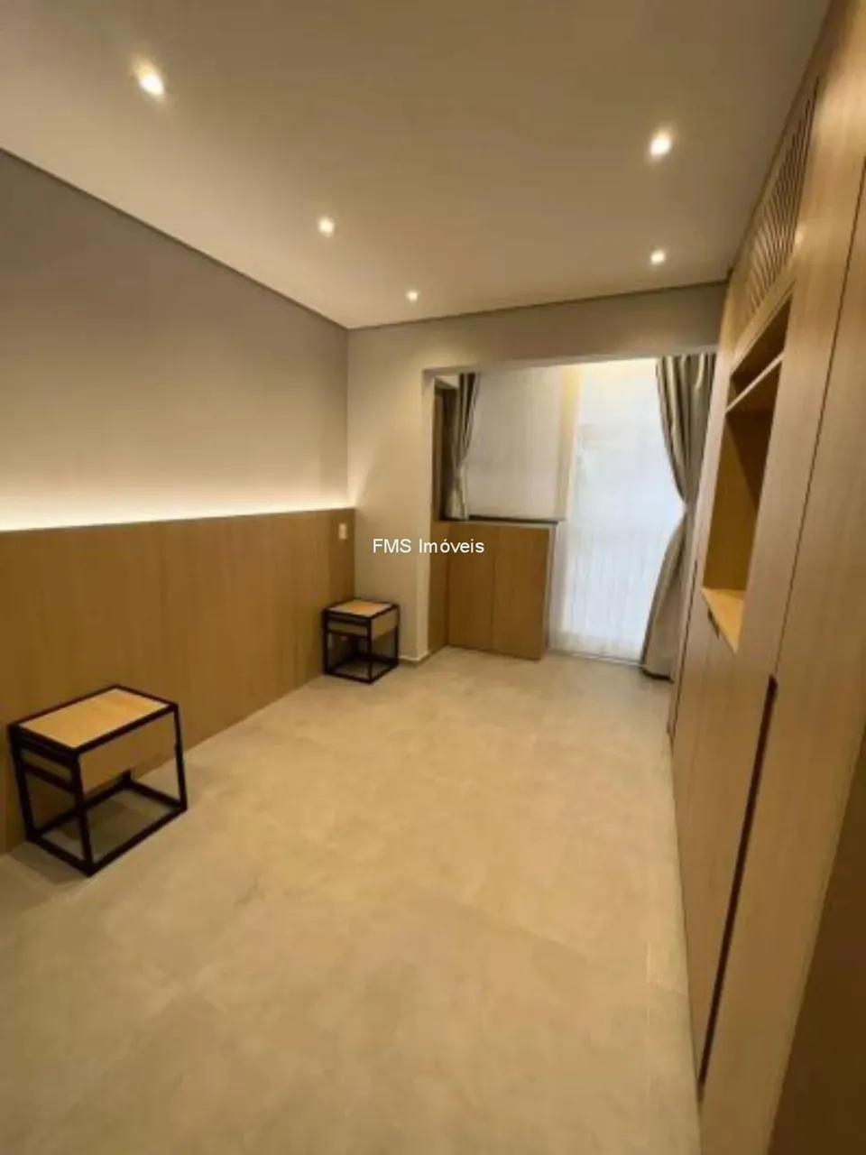 Apartamento para locação na Vila Madalena, com 2 quartos sendo 1 suíte, 2 banheiros, 1 vag
