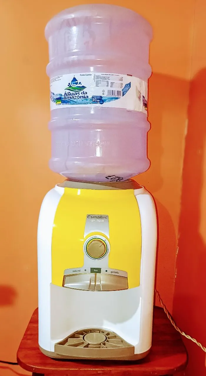 Bebedouro Esmaltec Gelágua