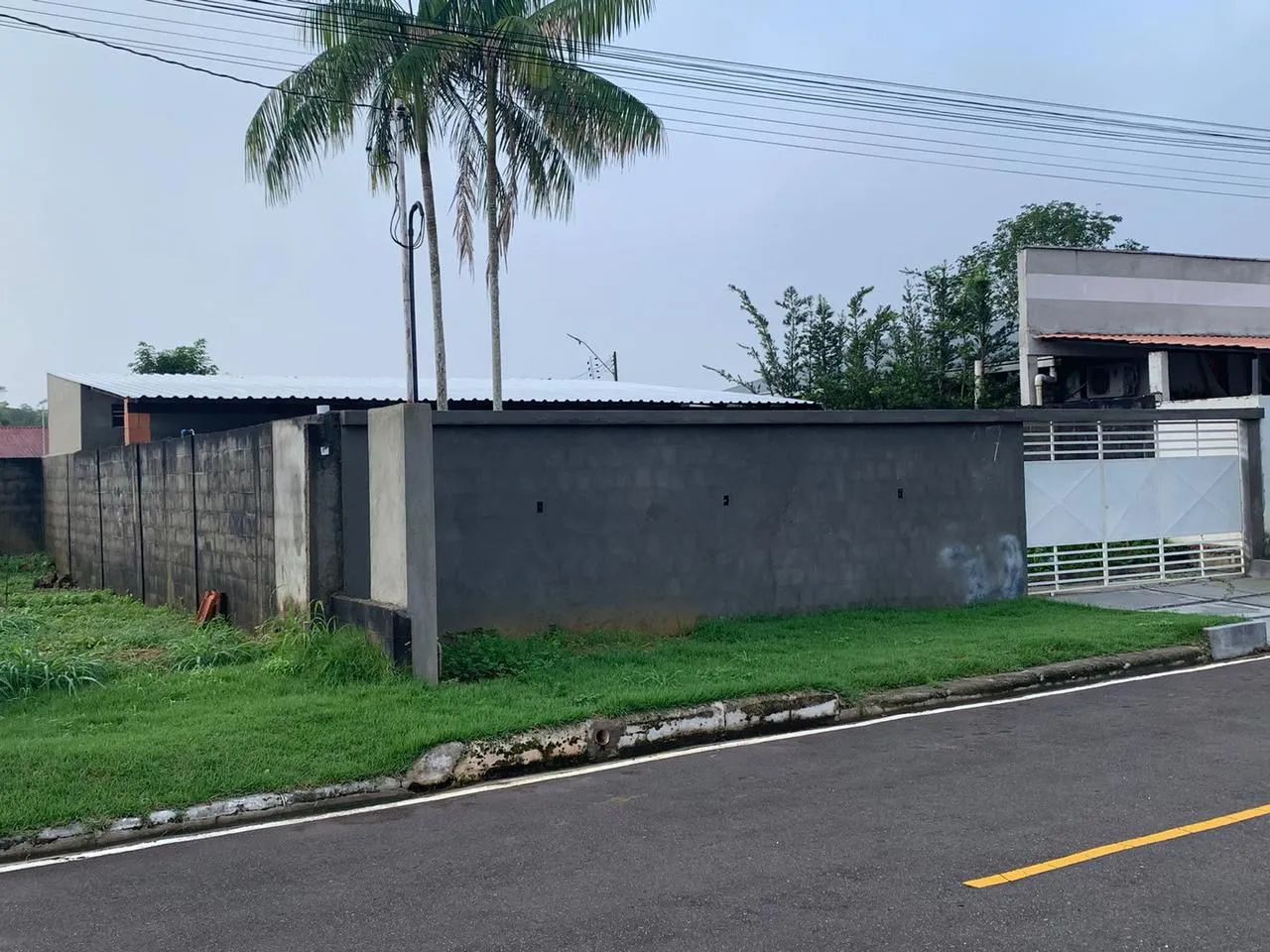 Casa no   Condomínio Ecoville a dez minutos da ponte Rio negro - Foto 2