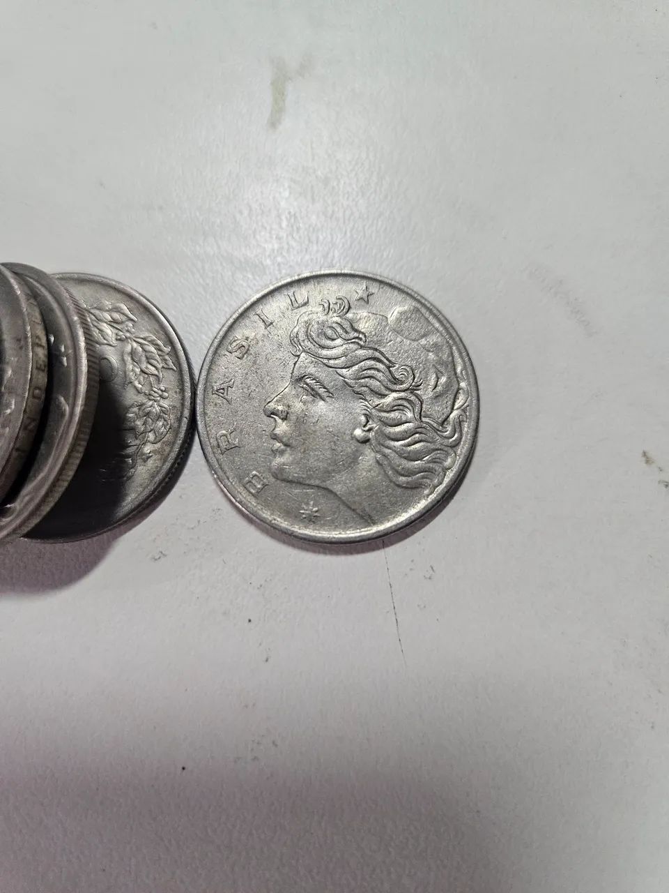 Moedas de 1 cruzeiro  - Foto 2