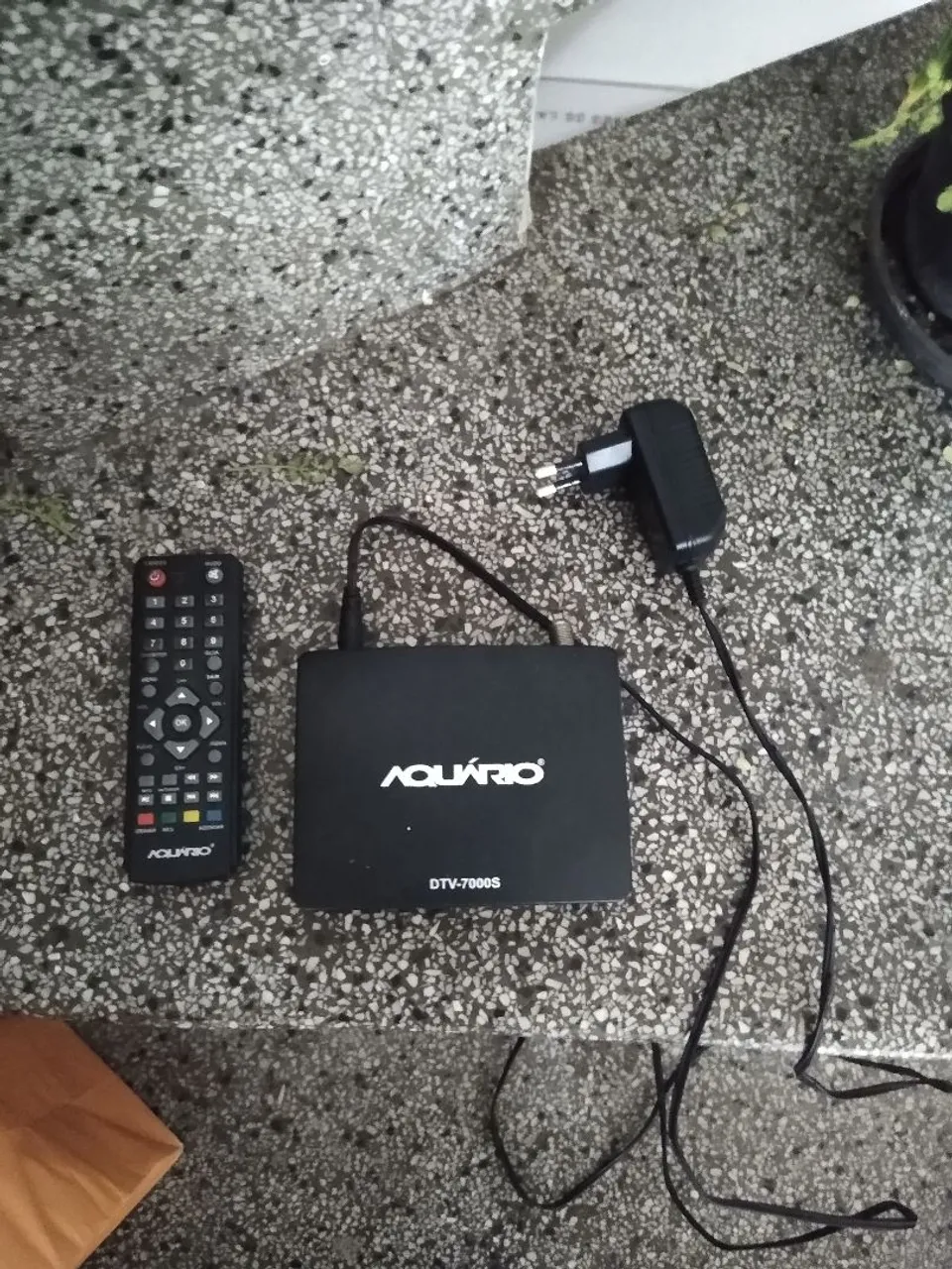 Conversor Digital Aquário DTV-7000S