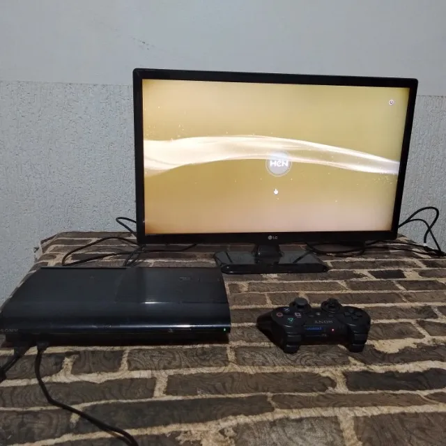 Playstation 3 Super Slim Hen