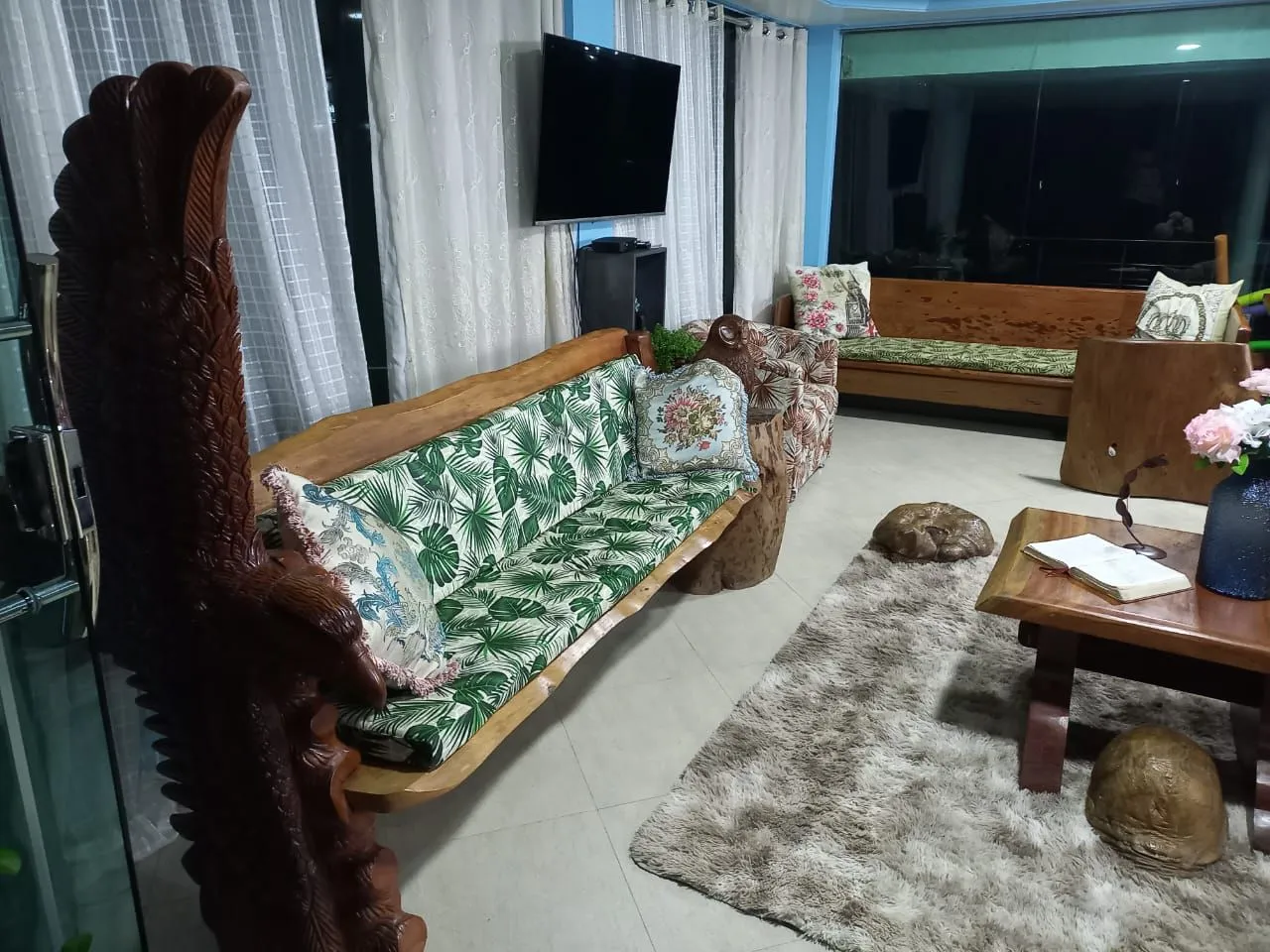//Casa mobiliada no Tarumã - Condomínio Morada dos Nobres