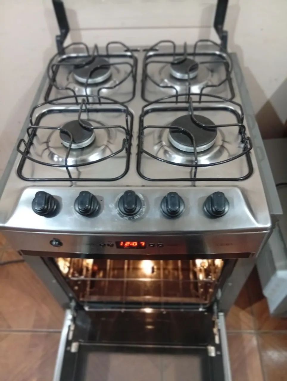 Fogão de embutir Brastemp inox 4 bocas acendimento automático Timer digital  - Foto 4