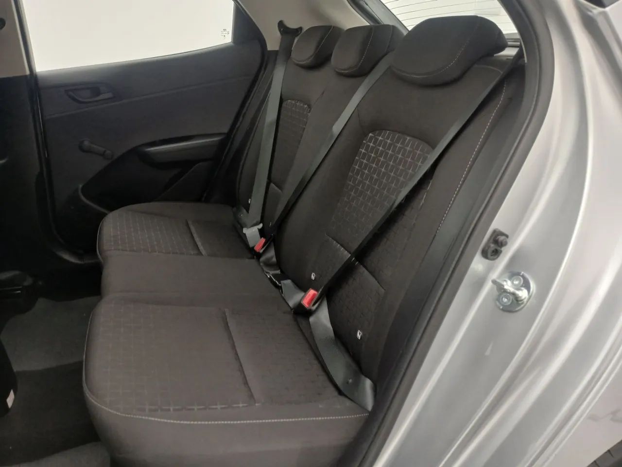 Hyundai HB20 Comfort 1.0 Flex 12V Mec., foto 17 de 18