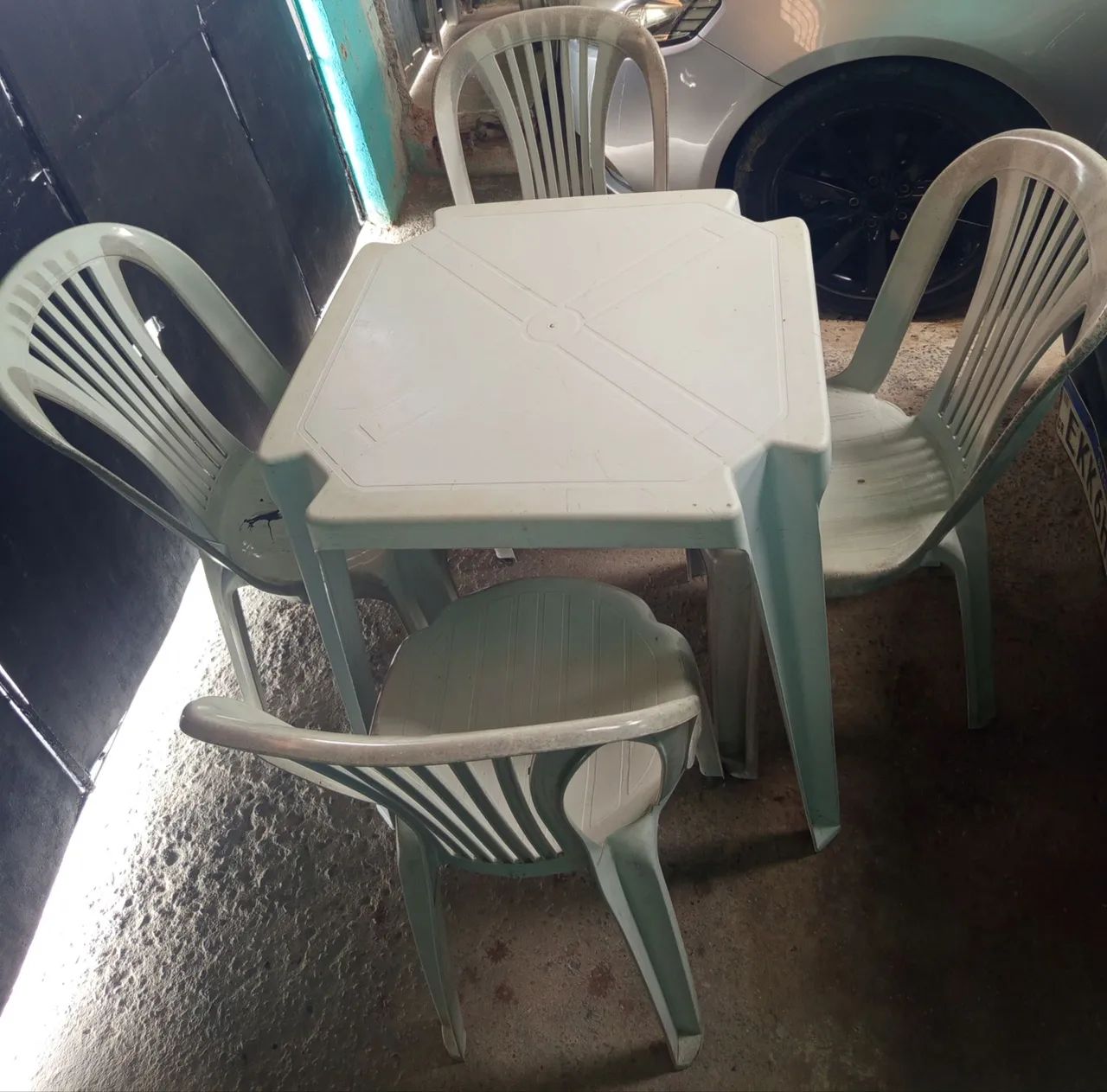 Vendo dois jogos de mesas  - Foto 4