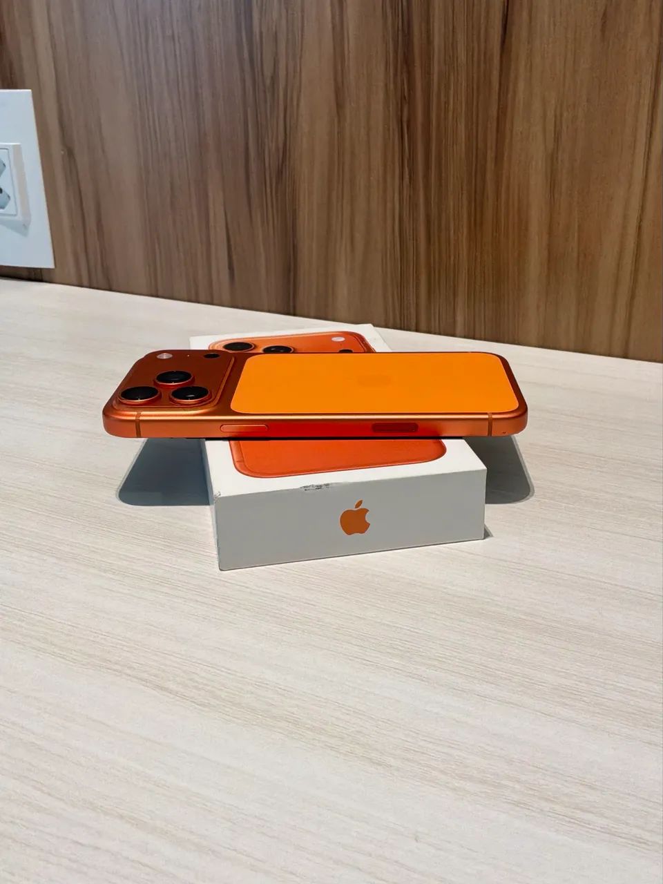 iPhone 17 Pro Max 256 GB - Laranja - Ótimo estado  - Foto 4