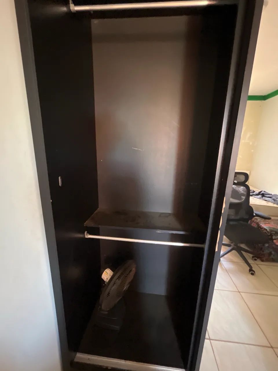 GUARDA ROUPA USADO E BARATO - Foto 4