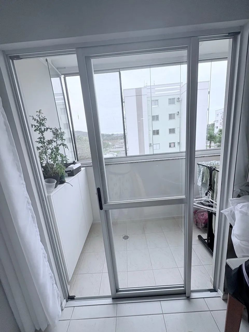 Vendo porta de vidro de alumínio 