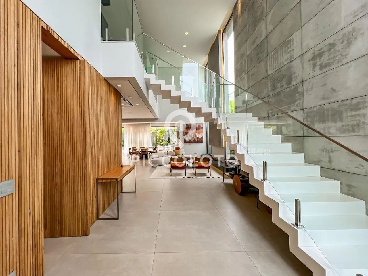 Sobrado para alugar em Campinas, Alphaville Dom Pedro 3, com 3 suítes, com 346 m² - Foto 3
