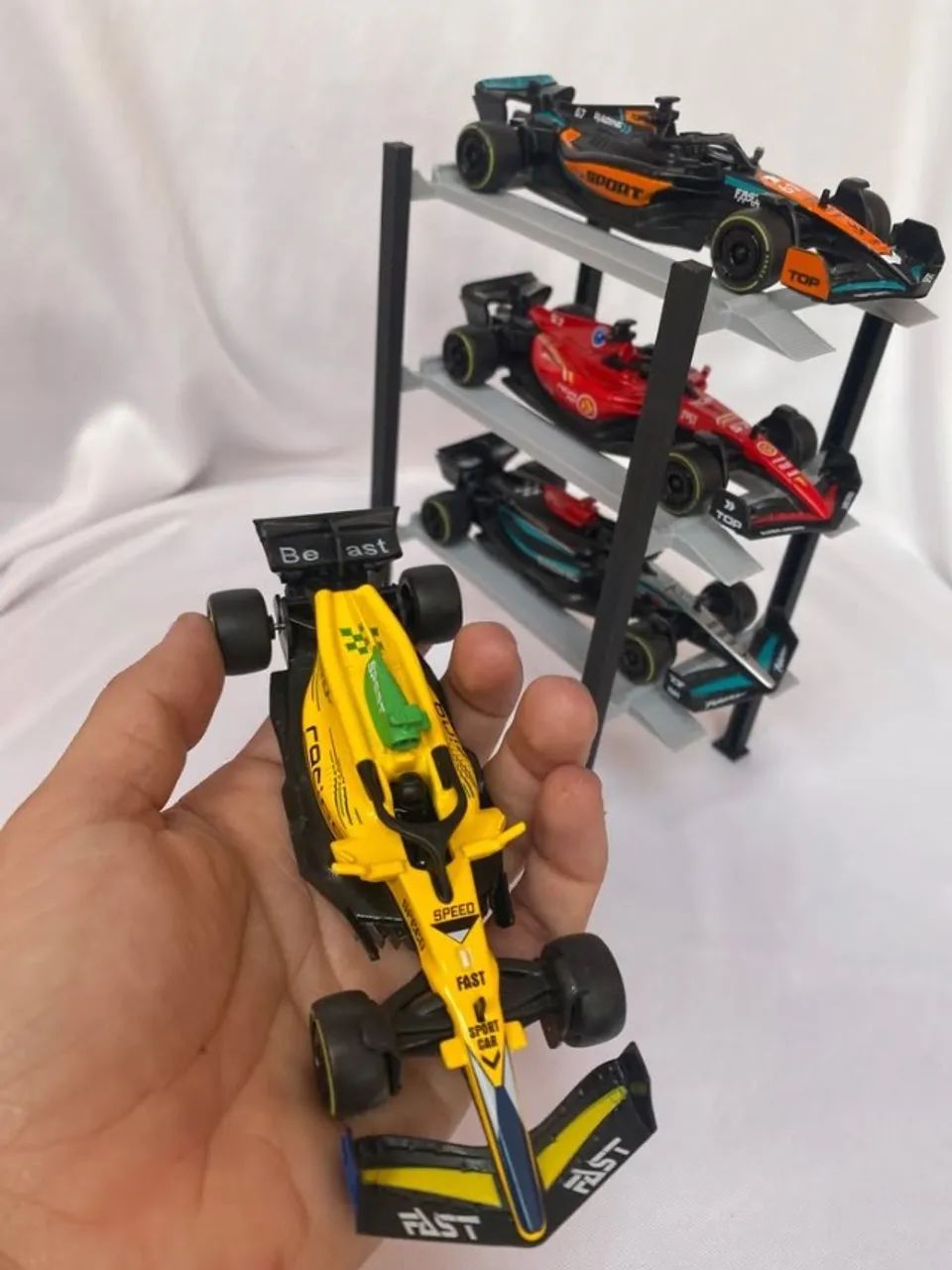 4 Miniatura - Formula 1 - F1 (1:43) + Suporte - Foto 4
