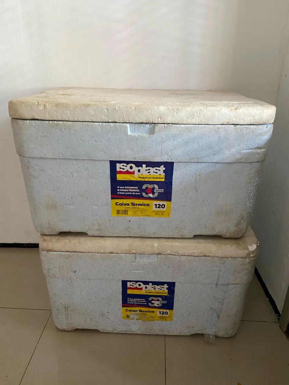 Caixa de isopor 