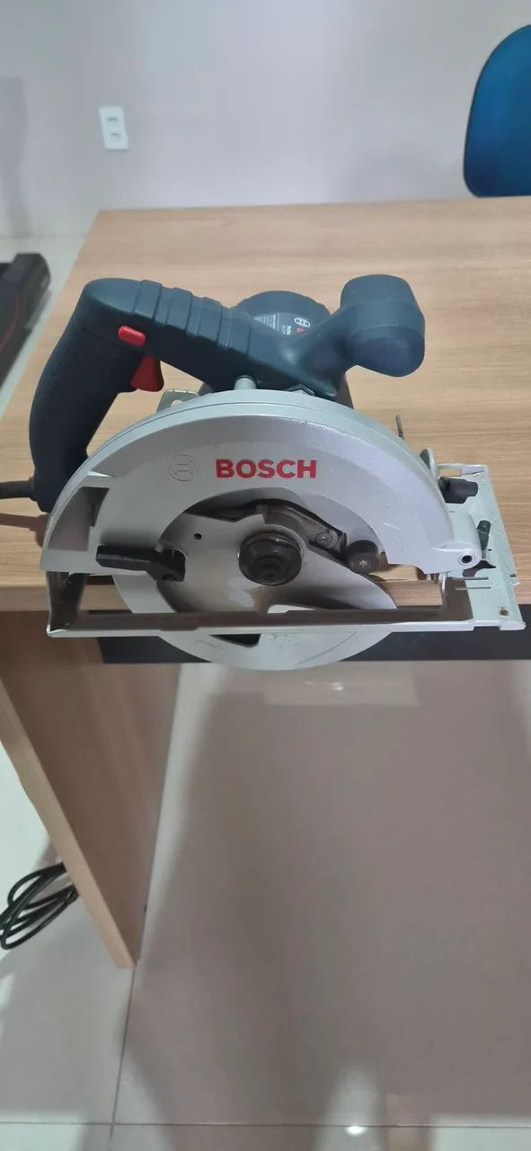 Serra circular Bosch 2.000w