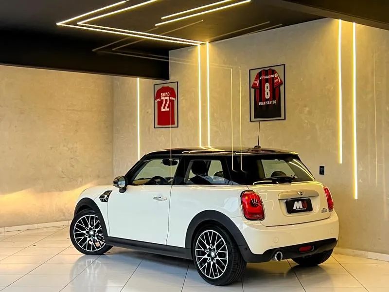 MINI Cooper 1.5 12V Twinpower Gasolina 4P Steptronic, foto 6 de 13