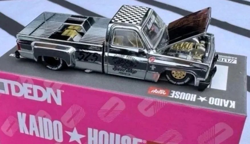 ミニカー Kaido SilveradoFuji Speedway 3 Set KAIDO House LTDEDN Chrome Silverado Dually Hot Rod Fuji Speedway
