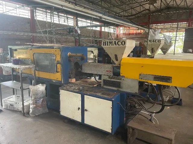 Máquinas injetoras  - Foto 6