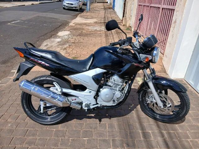 Fazer 250cc Preta