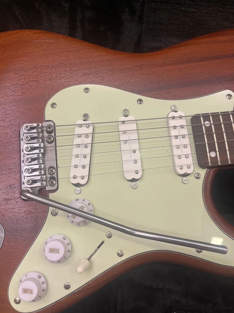 Guitarra Kaiser Strato - Foto 3