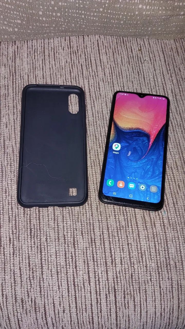 Celular Sansung Galaxy A10 - Semi novo - Foto 4