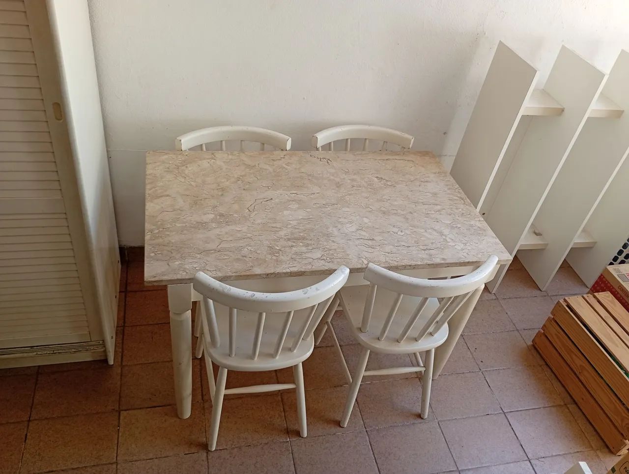 Mesa de Jantar com 4 Cadeiras Tok Stok - Foto 2