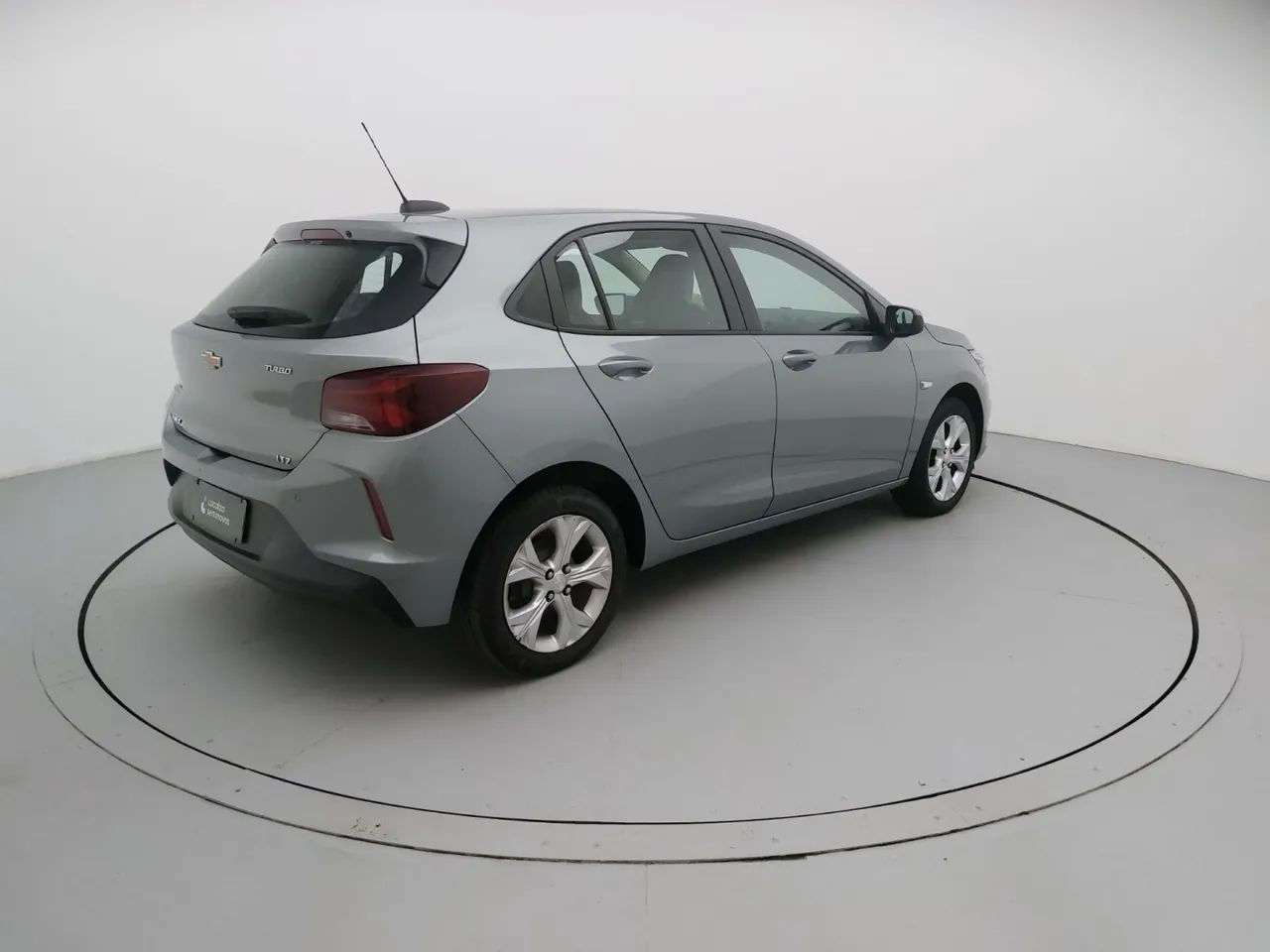 Chevrolet Onix Plus LTZ 1.0 12V TB Flex Aut. 4P, foto 5 de 18