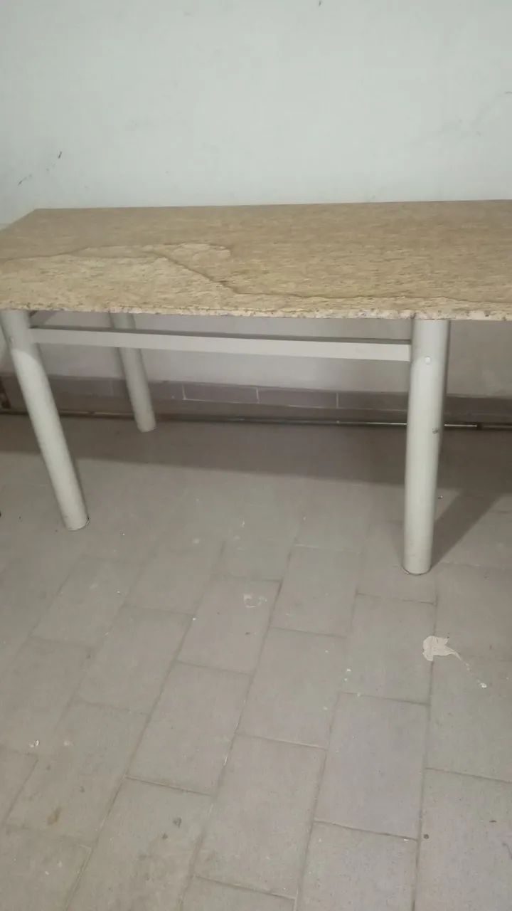 Mesa de granito 
