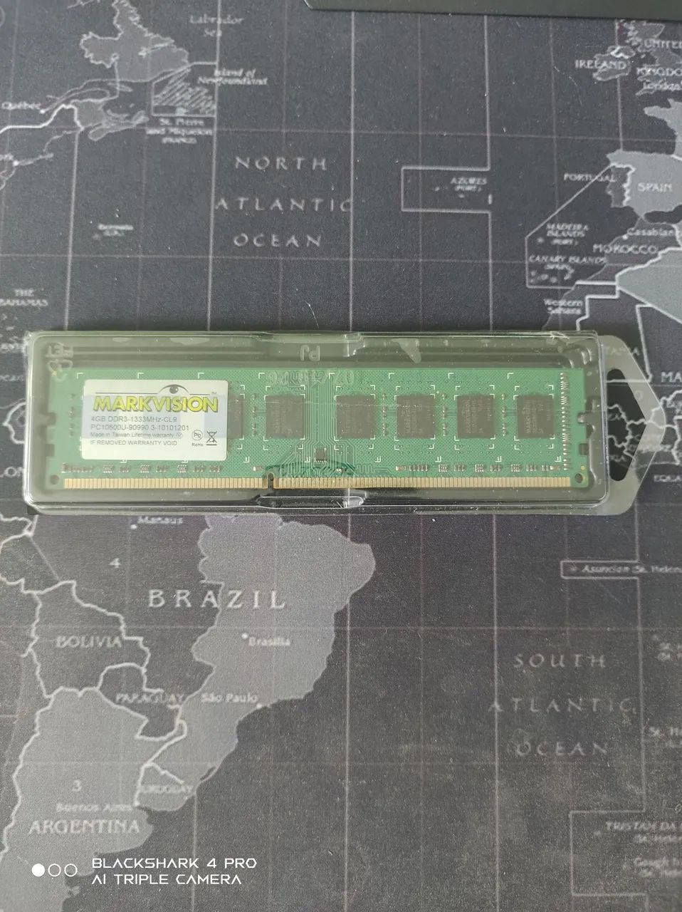 memória RAM Markvision de 4GB e 2GB DDR3-1333MHz CL9. 