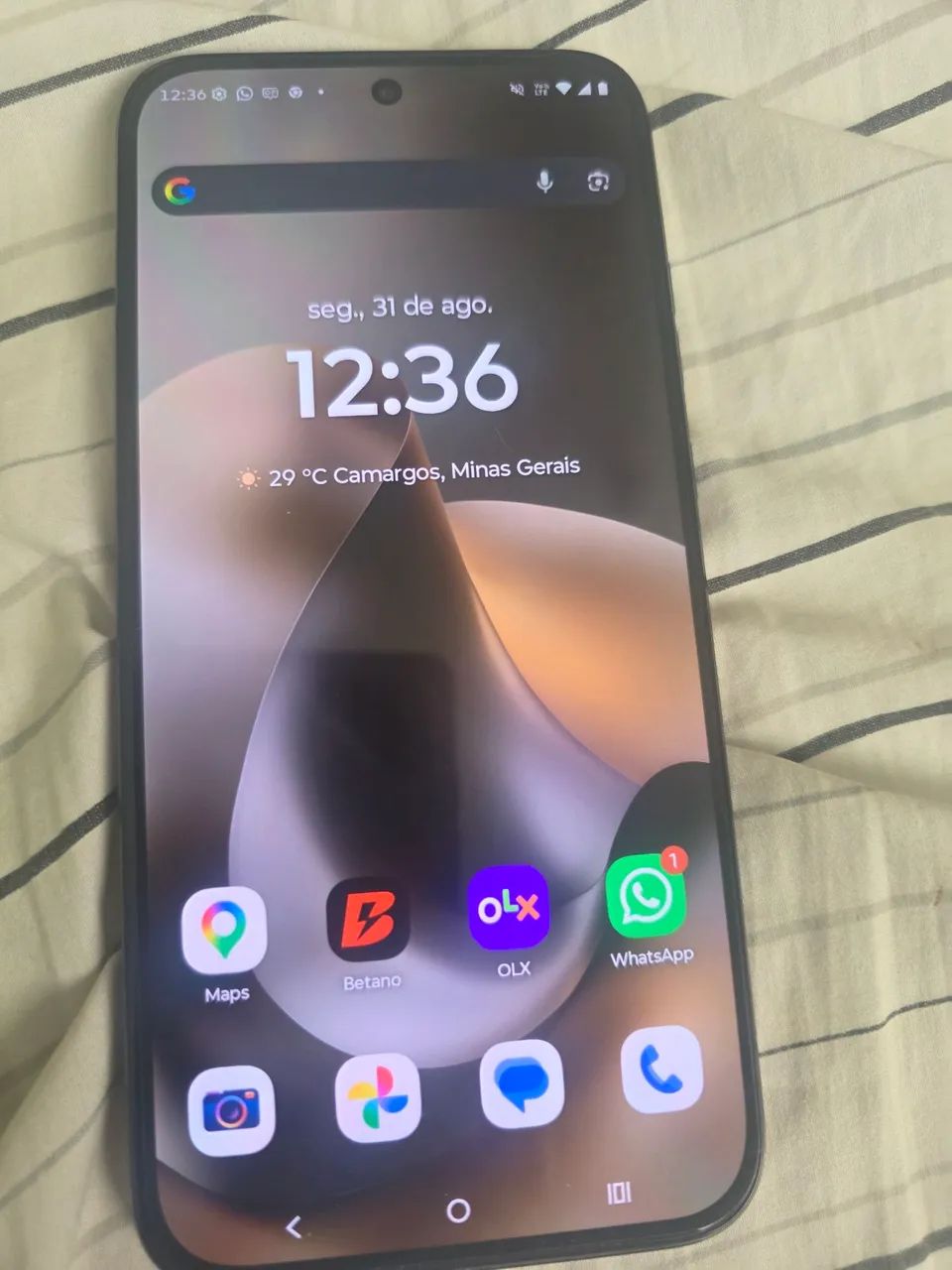 Moto G77
