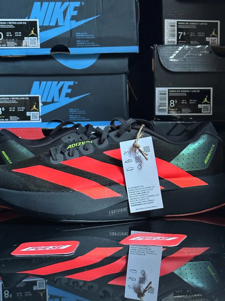 Adidas Adizero EVO SL Carbon Lucid Red - tamanho 42BR, original (1015)