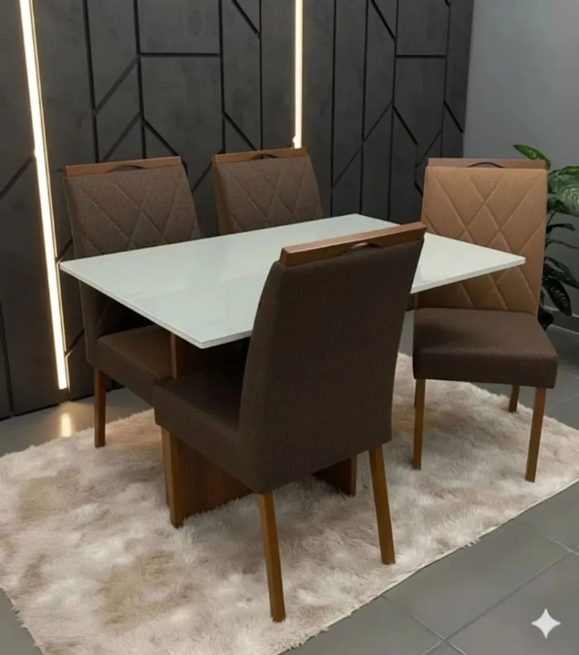 Mesa de jantar com 4 cadeiras (dividmos em ate 10x sem juros)