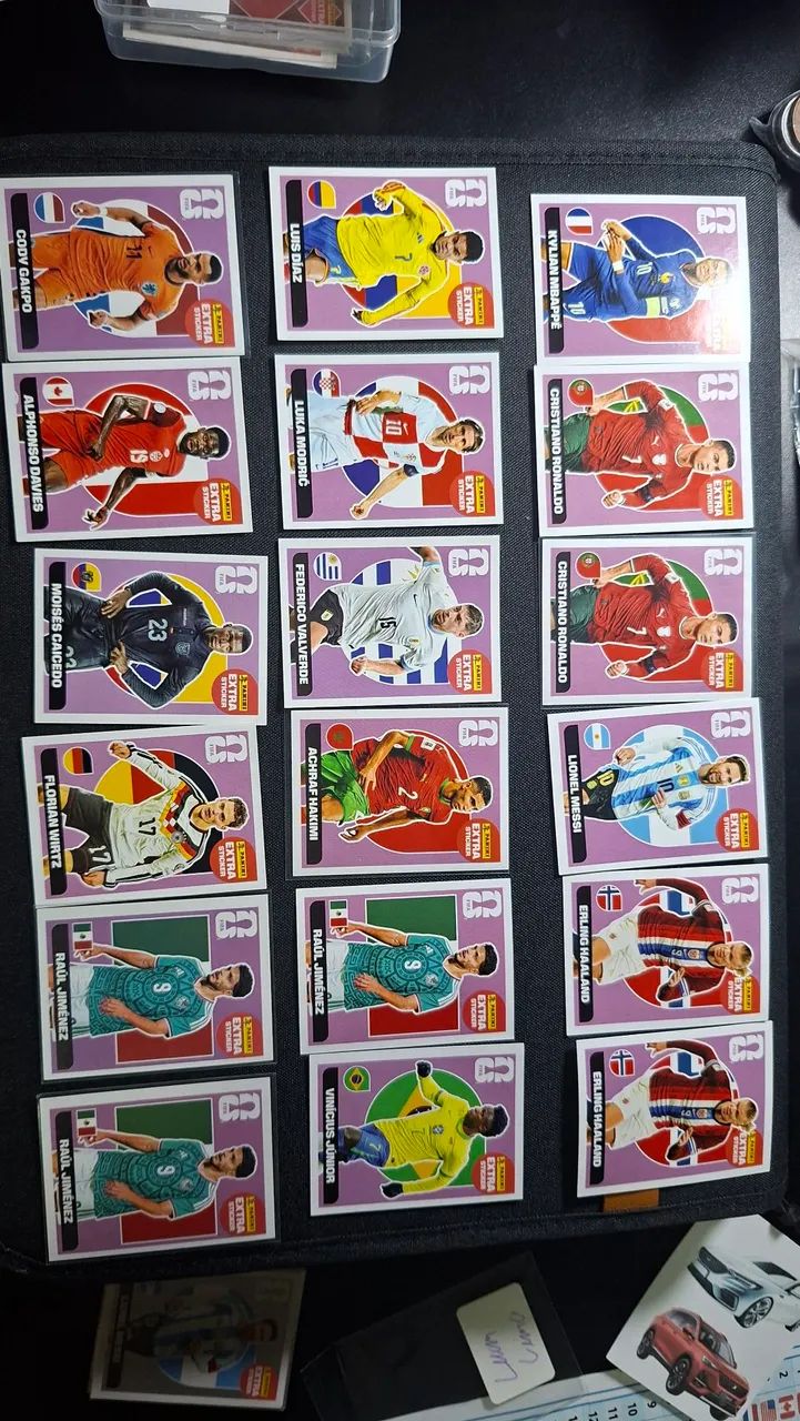 Figurinhas Legends 2026 - Foto 4