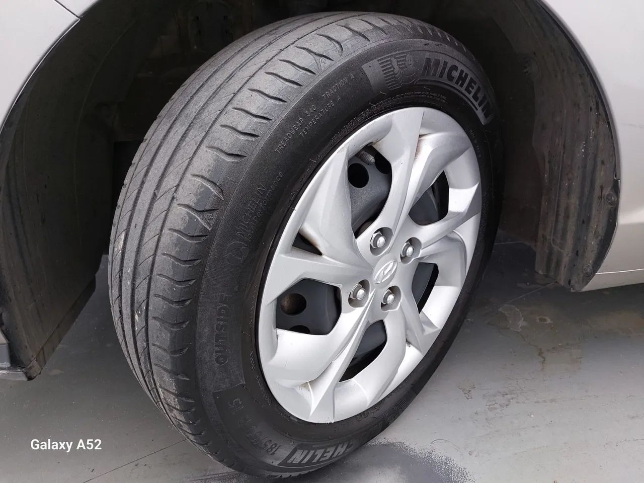 Hyundai HB20S Comfort Plus 1.0 TB Flex 12V Mec., foto 11 de 18
