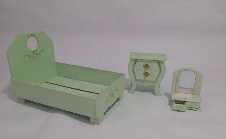Conjunto de móveis infantis em miniatura - brinquedo ou item para ensaio fotográfico - Foto 2