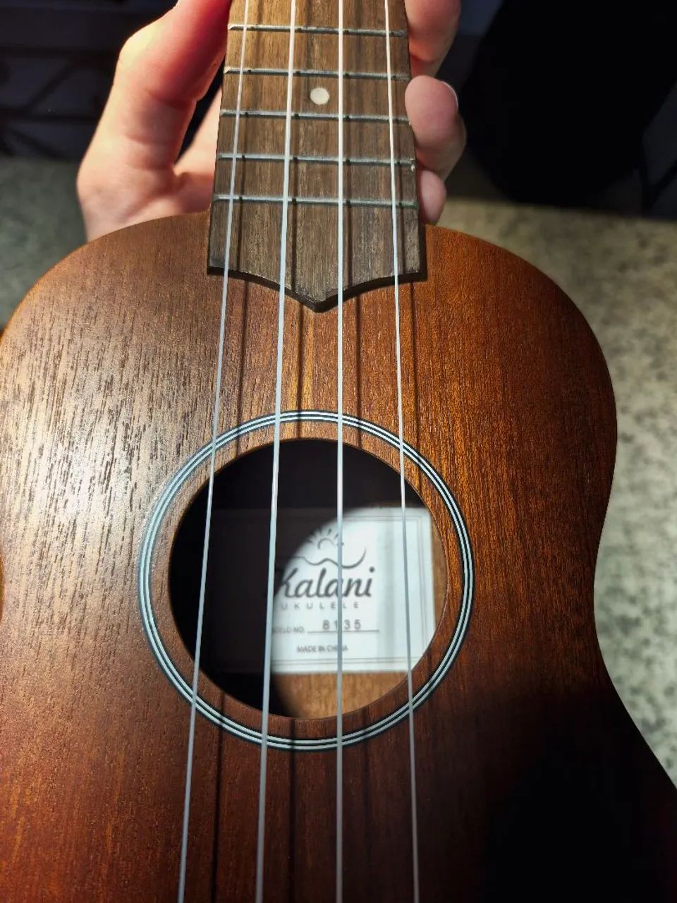 Ukulele Kalani (nunca usado) - Foto 3