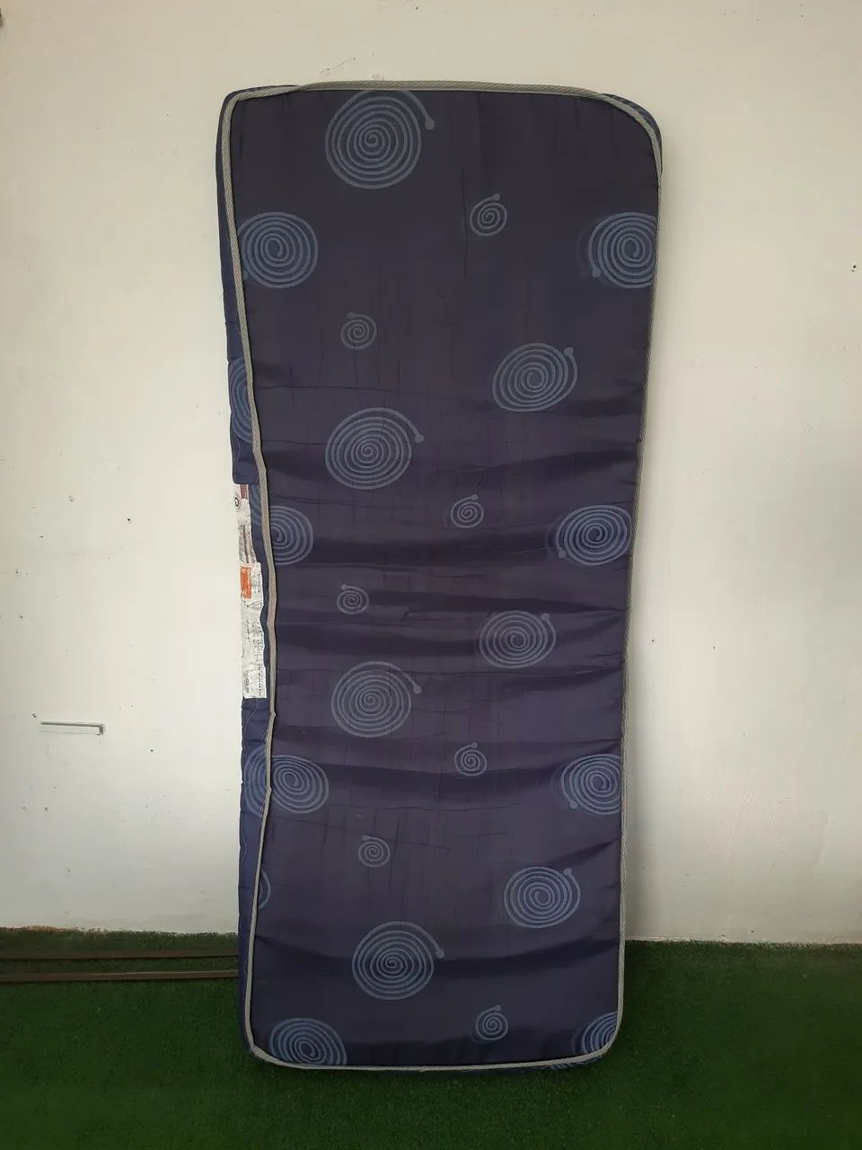 Colchão de solteiro espuma azul - Foto 3