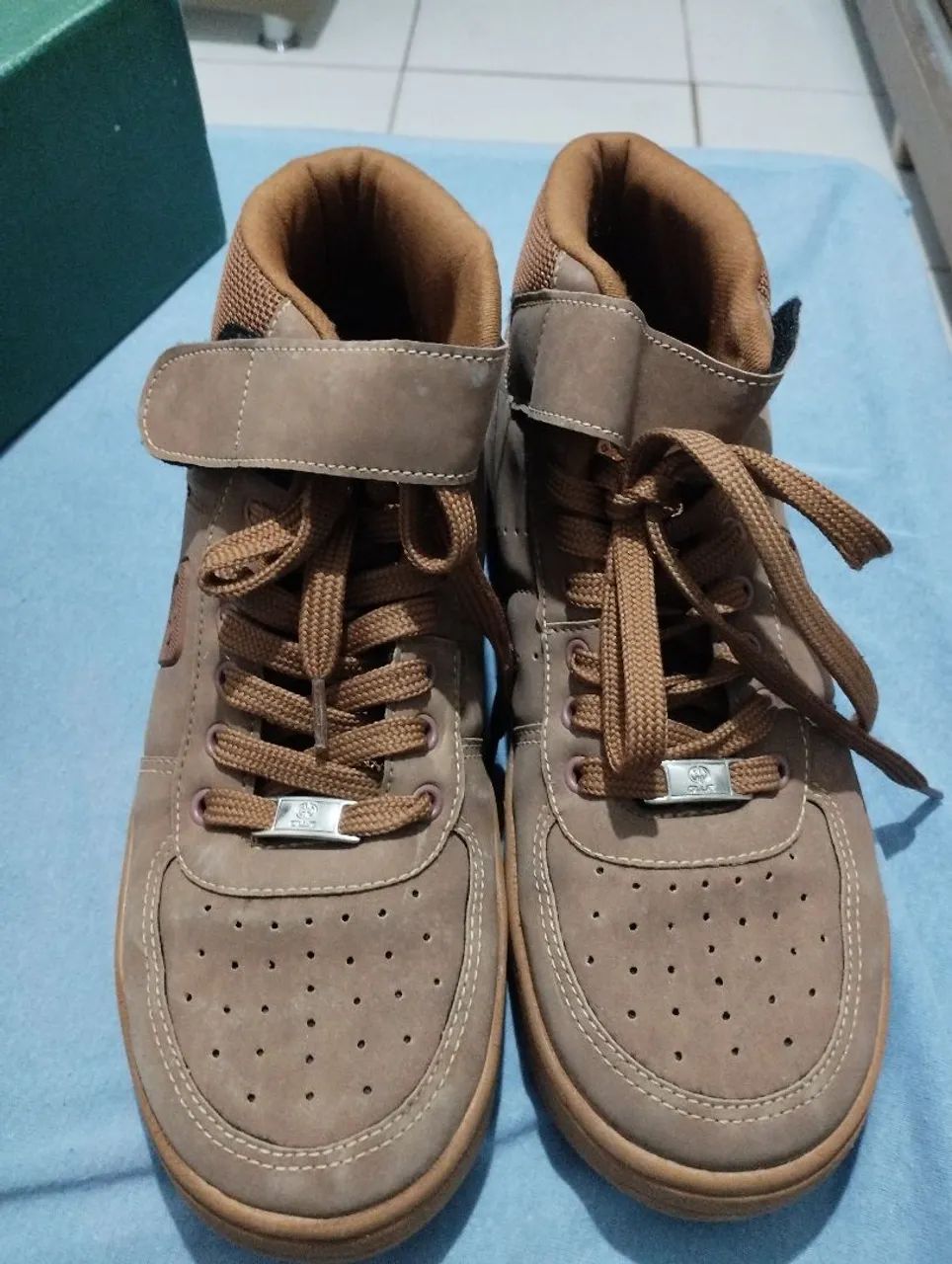 Estou vendendo esse sapato/bota