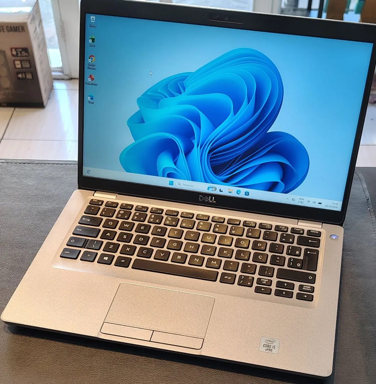MacBook Pro A1278 Core i5 2.30 GHz Bateria 2:00 hs R$ 1.000