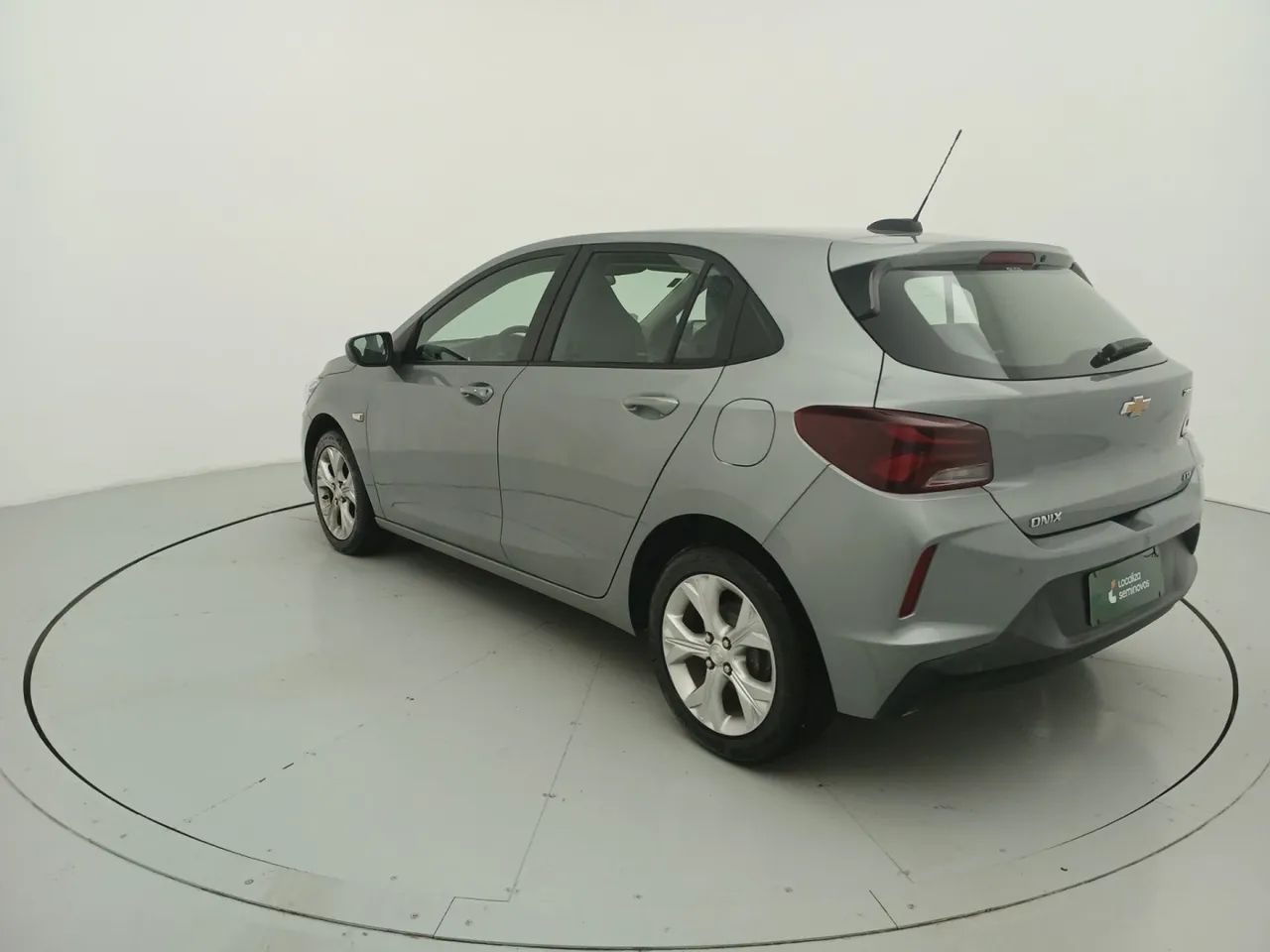 Chevrolet Onix Plus LTZ 1.0 12V TB Flex Aut. 4P, foto 3 de 18