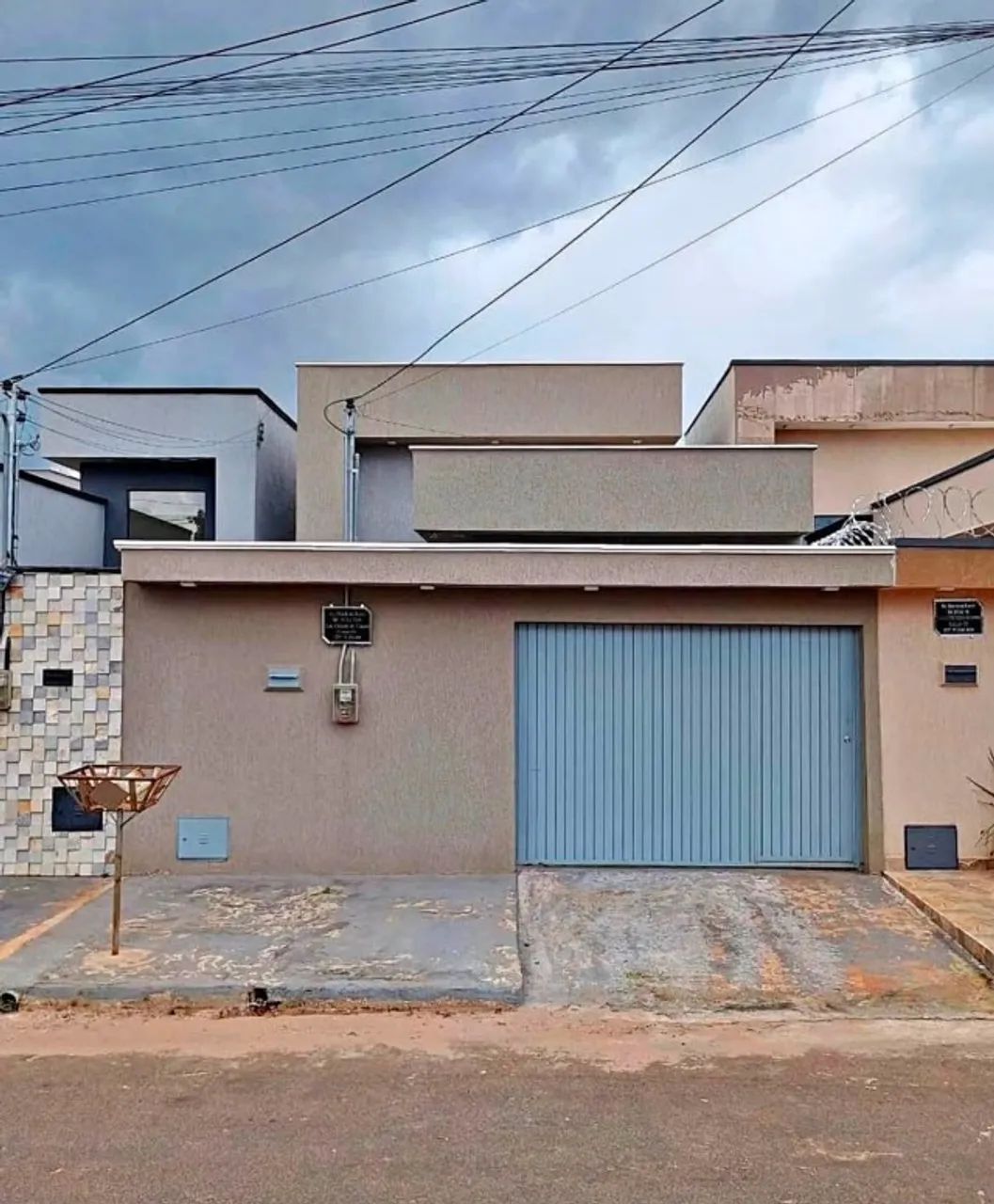 Casa em planaltina disponível 