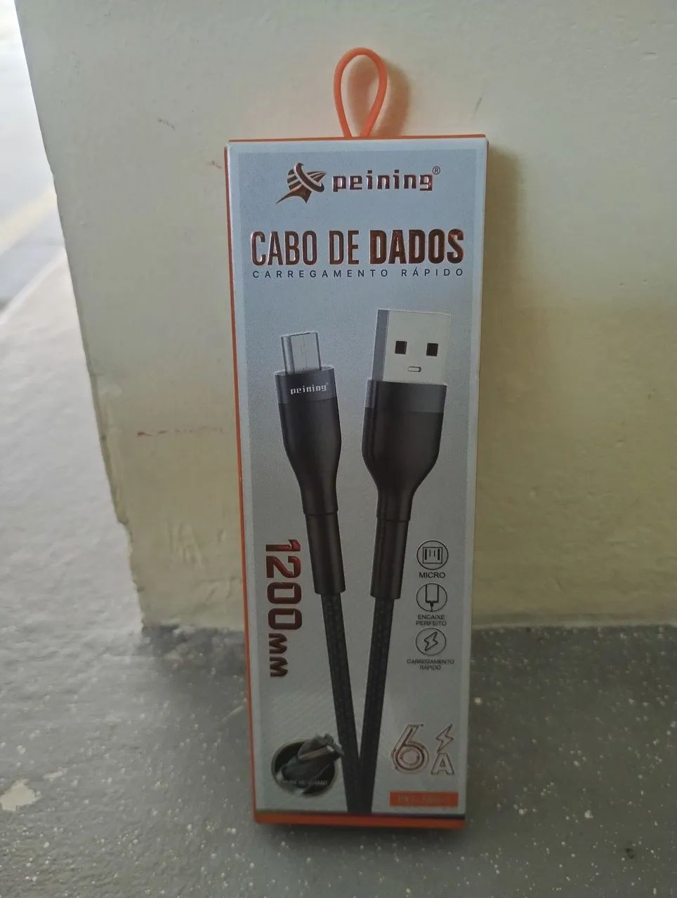 Cabo USB carregador de celular v8