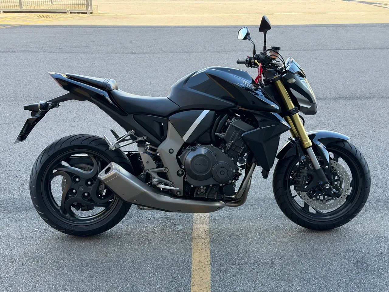 Honda CB1000R 2013 - Foto 5