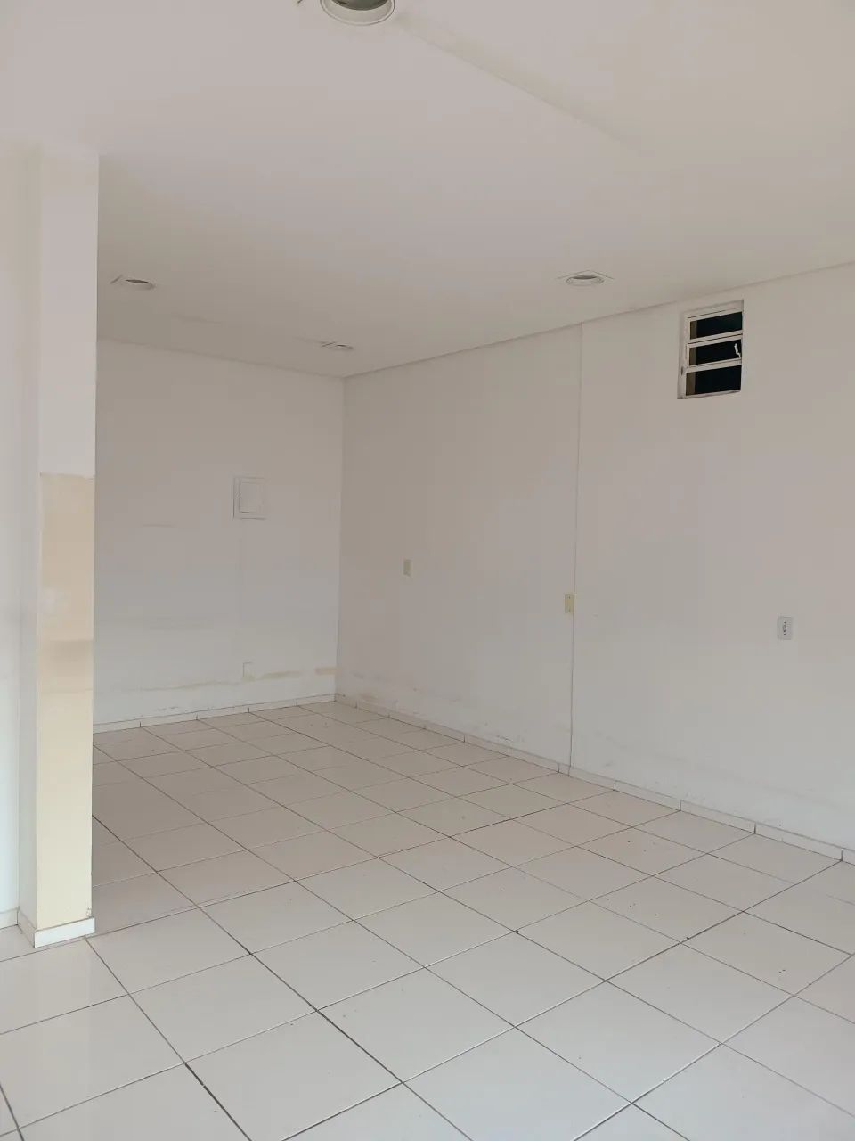 Ótimo imóvel a venda com 340m², salão comercial e casa em Parque Erasmo Assunção - Santo A - Foto 2