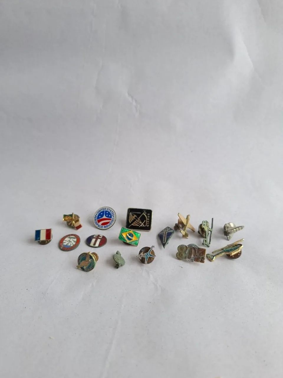 Coleção de Pins antigos (valor do lote)  - Foto 2