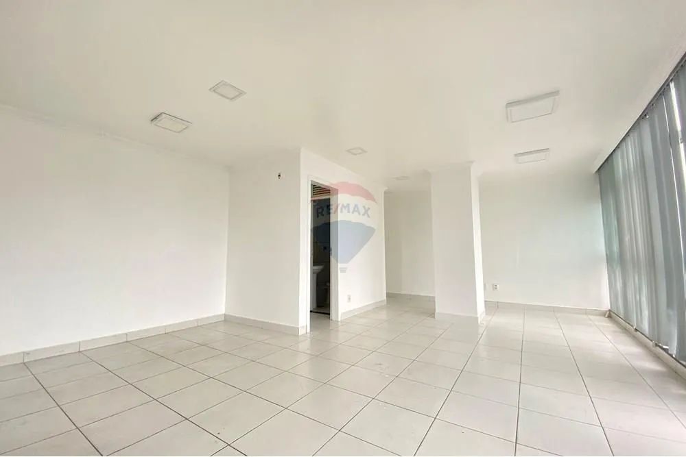 Sala Comercial no Centro de Manaus, valor R$ 130.000,00, com 54m² - Foto 4