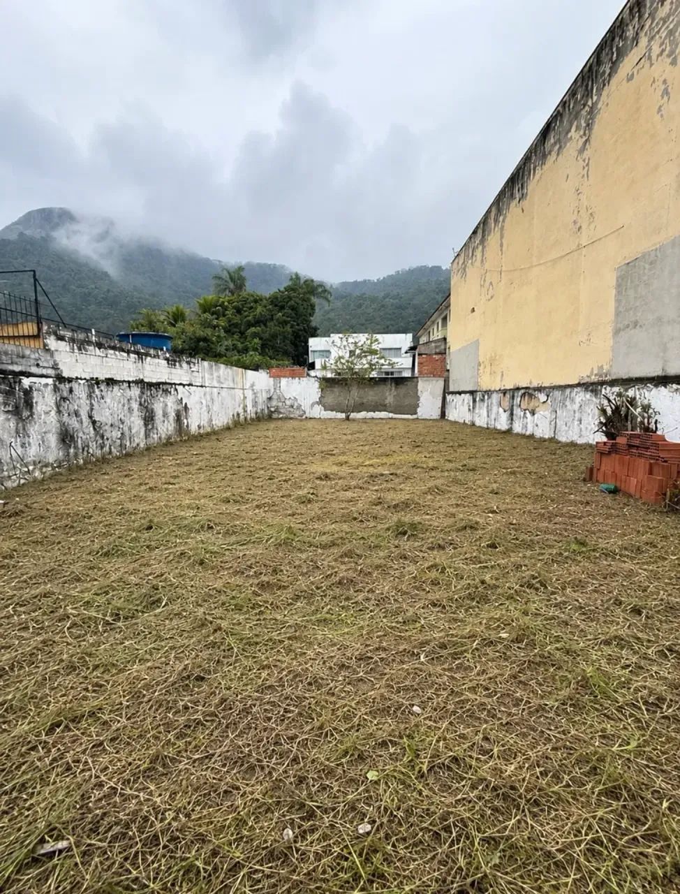 Terreno Comercial 360m² na Av. Rui Barbosa | São Francisco | Alto Fluxo