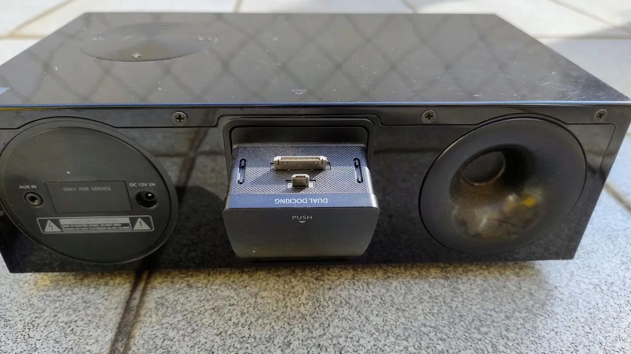 Caixa de som Bluetooth Samsung E570. Impecável. - Foto 2