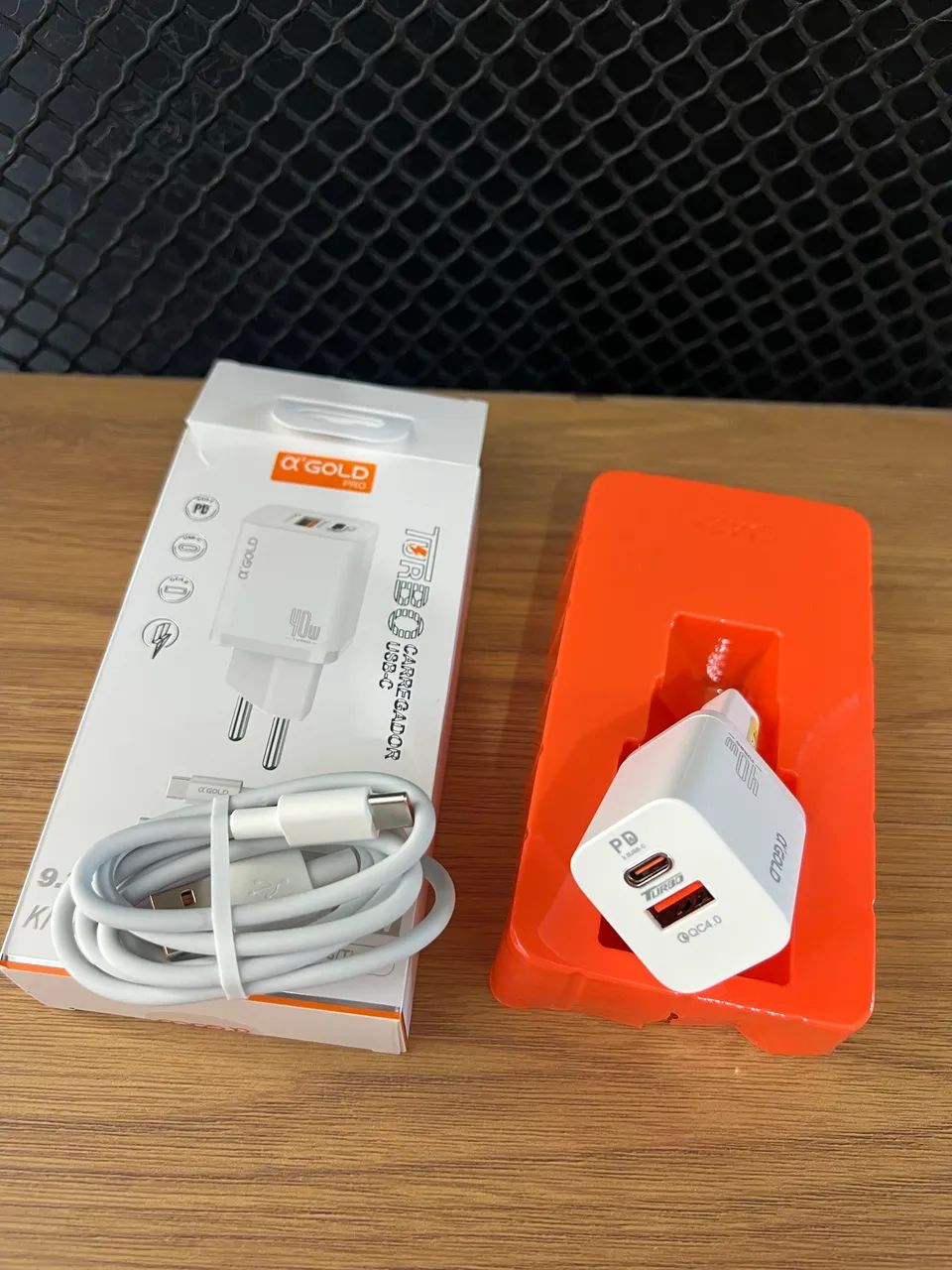 Kit Carregador Super Turbo 40W Porta Dupla (USB-C + USB-A) + Cabo USB Tipo-C - Foto 3