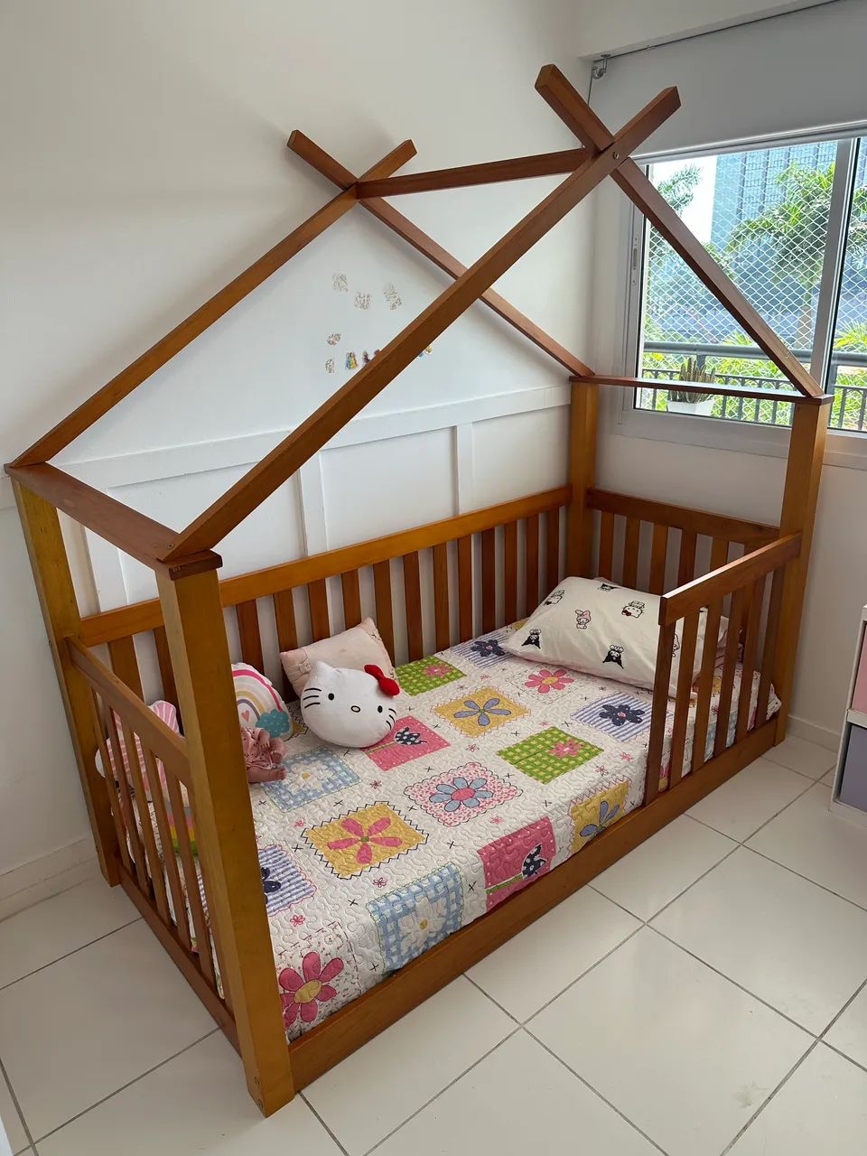 Cama Montessoriana