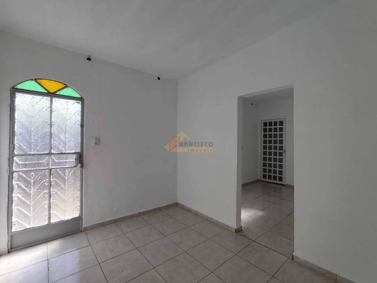 Casa para aluguel, 1 quarto, 2 vagas, Interlagos - Divinópolis/MG - Foto 2
